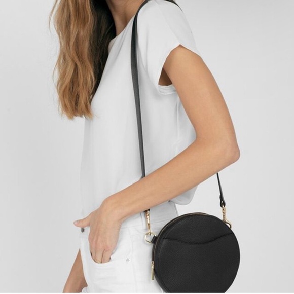 Cuyana Circle of Trust Circle Purse - Picture 8 of 8